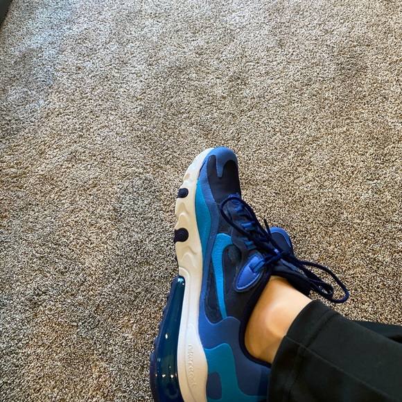 FLASH SALE Nike Air Max 270 React Women’s Sneakers - Picture 5 of 12